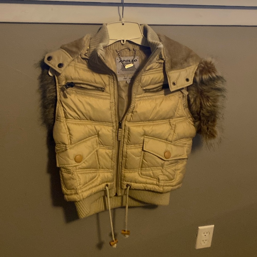 In Great Shape! Never wore it